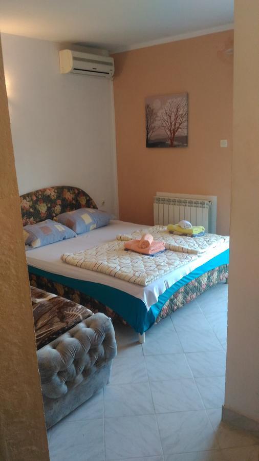 Apartment Angelina ริซาน ภายนอก รูปภาพ